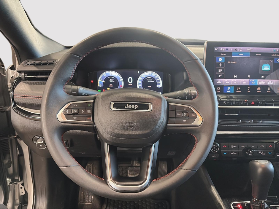 Jeep Compass Trailhawk Elite 2024-14