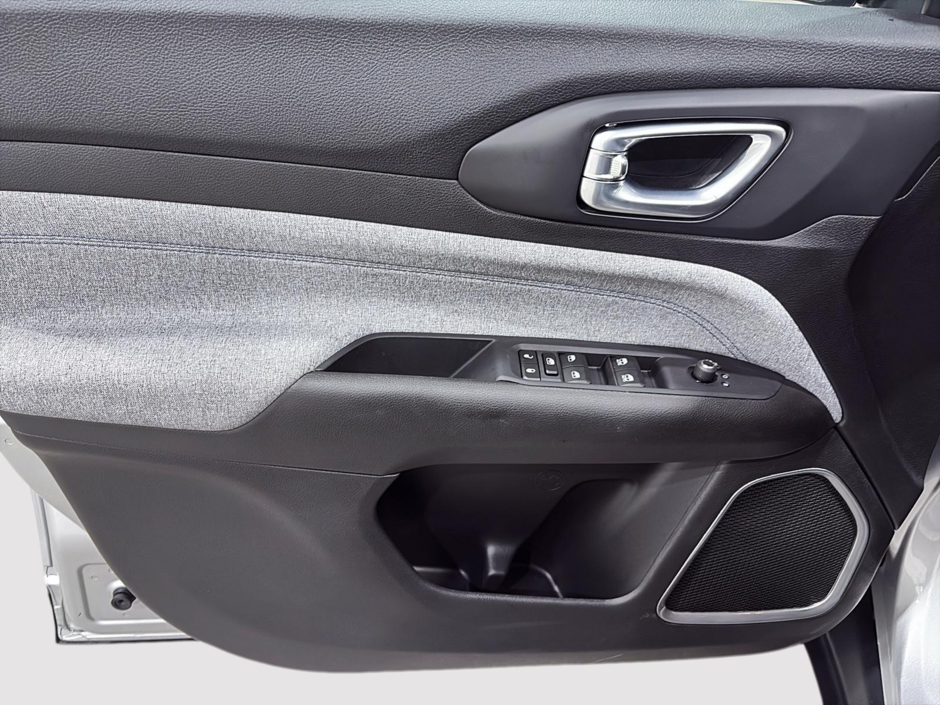 2026 Jeep Compass SPORT-7