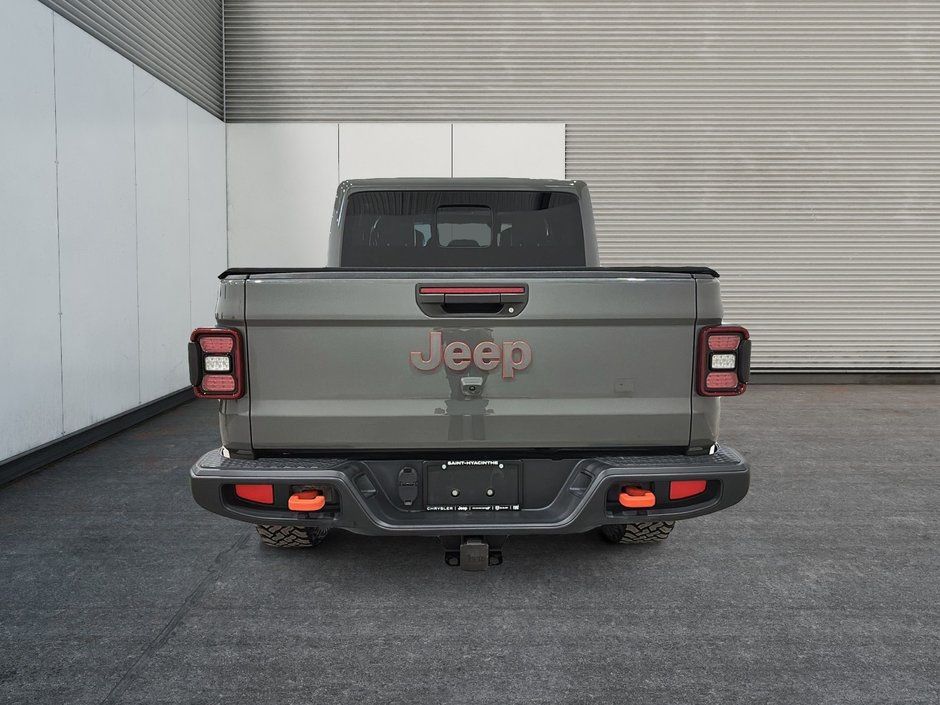 2021 Jeep Gladiator Mojave-2