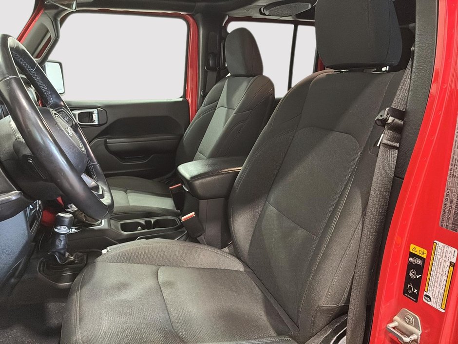 Jeep Gladiator WILLYS 4X4 // BOITE FIBRE // 5 ANS PLAN OR 2023-7