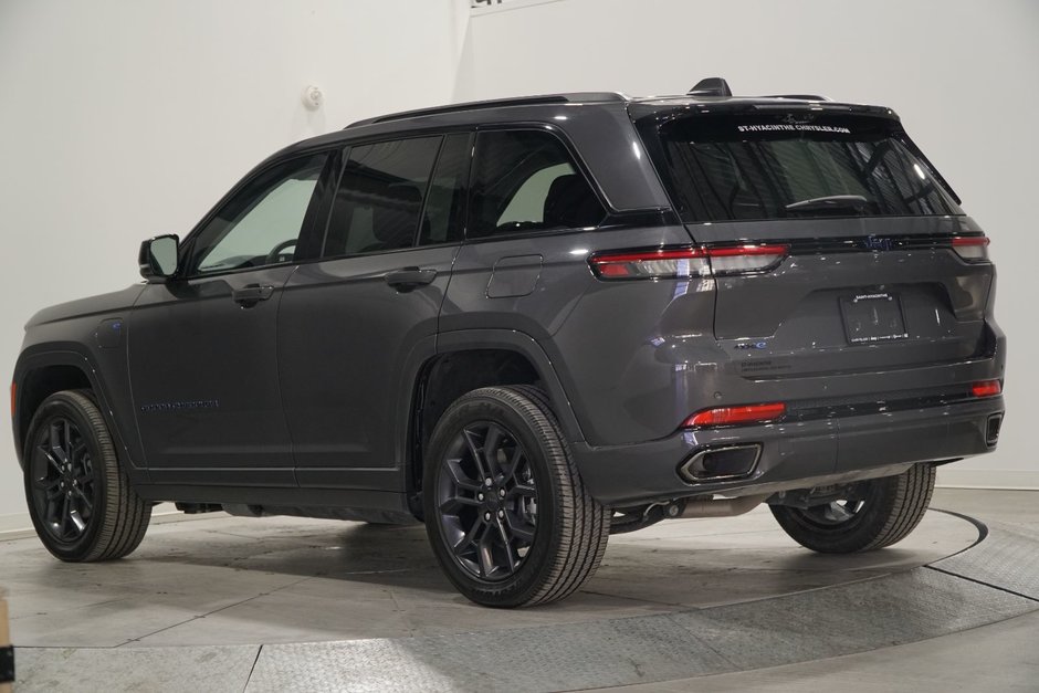 Jeep Grand Cherokee 4xe 30th Anniversary 2023-5