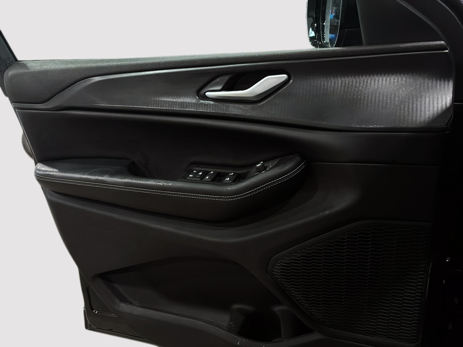 2025 Jeep Grand Cherokee Altitude-7