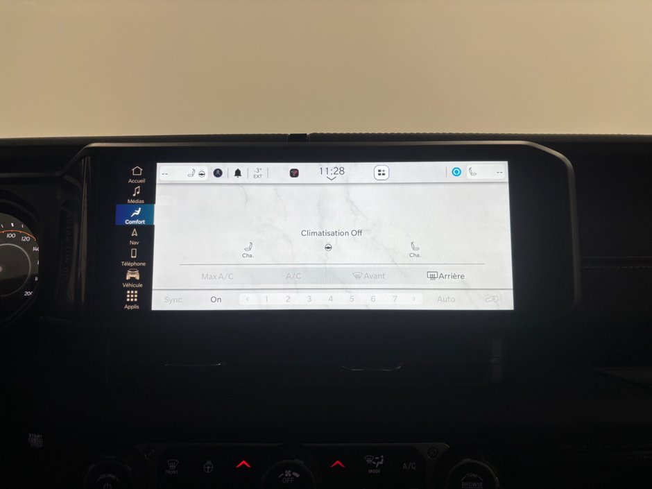 Jeep WRANGLER 4-Door SAHARA 2024-21