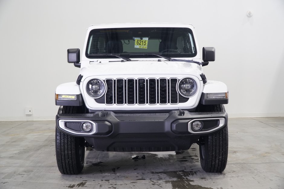 Jeep WRANGLER 4-Door SAHARA 2024-1