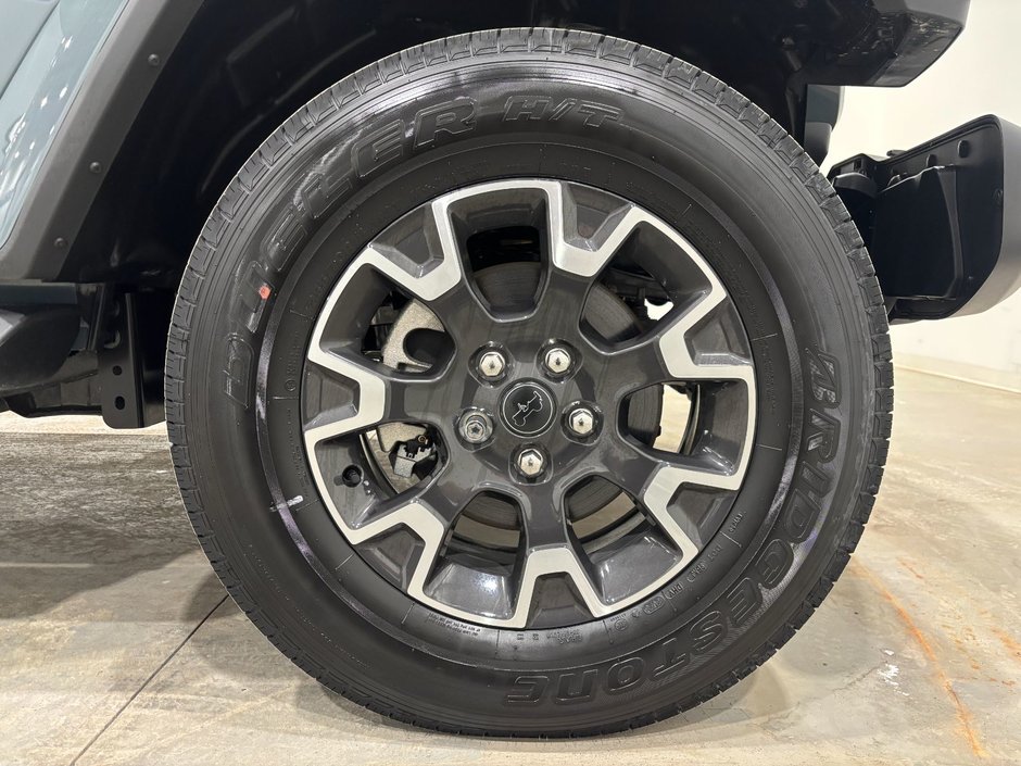 Jeep Wrangler 4-Door SAHARA 2024-6