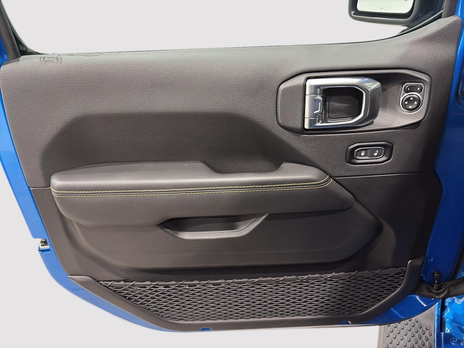 2024 Jeep Wrangler 4-Door SAHARA-7