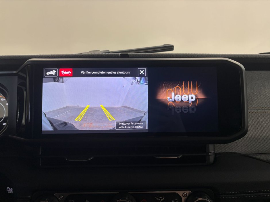 2024 Jeep WRANGLER 4-Door SAHARA-23