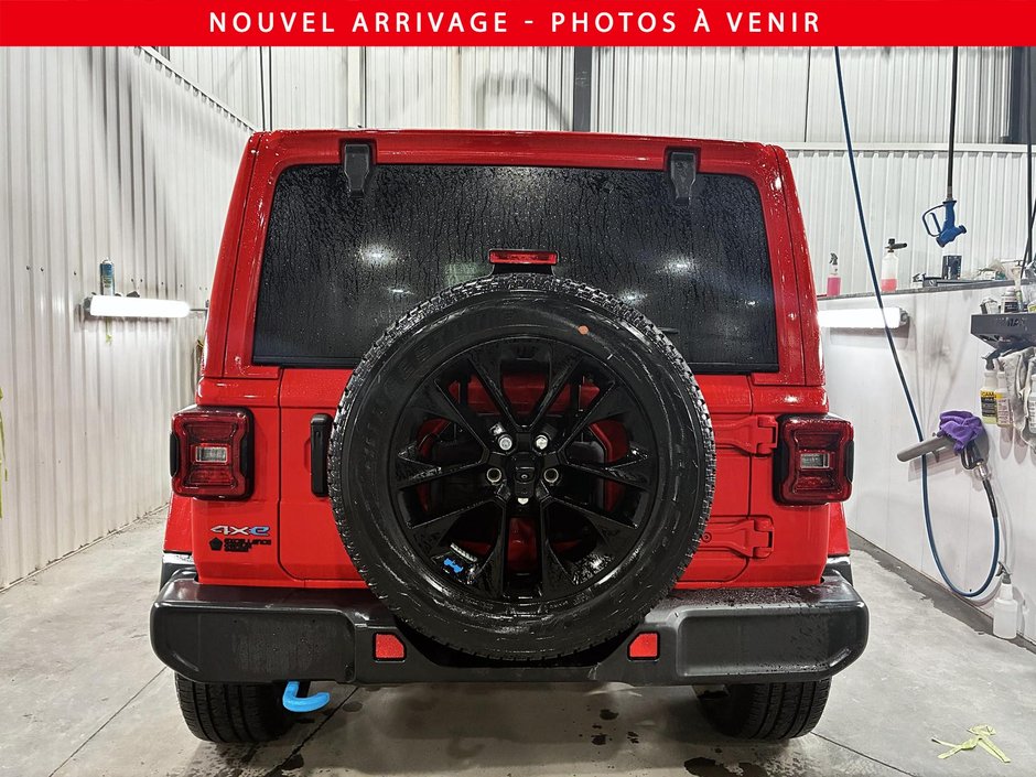 2023 Jeep Wrangler 4xe UNLIMITED SAHARA | TOIT SKY ONE TOUCH-2