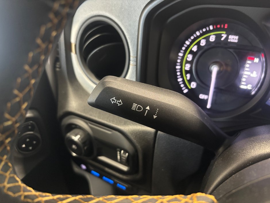 Jeep Wrangler 4xe Willys 2024-16