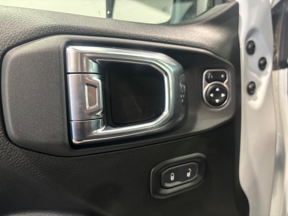 Jeep Wrangler 4xe Willys 2024-11