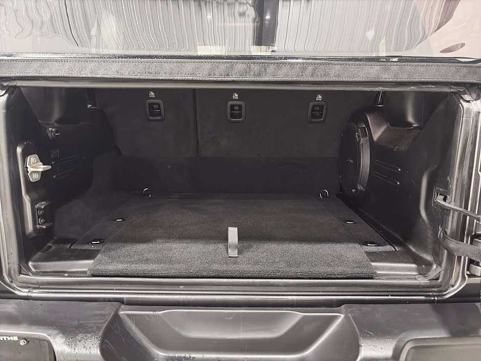Jeep Wrangler 4xe Sahara 2024-5