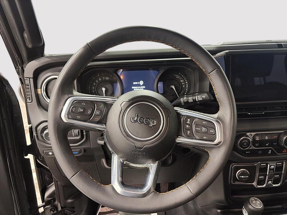 Jeep Wrangler 4xe Sahara 2024-10