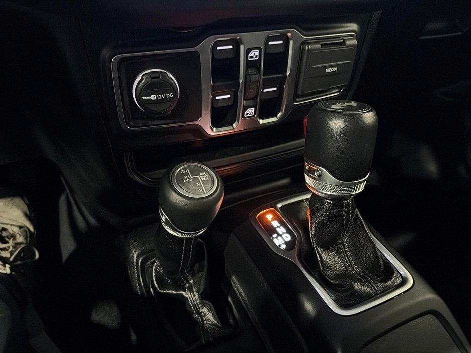 Jeep Wrangler 4xe Sahara 2024-12