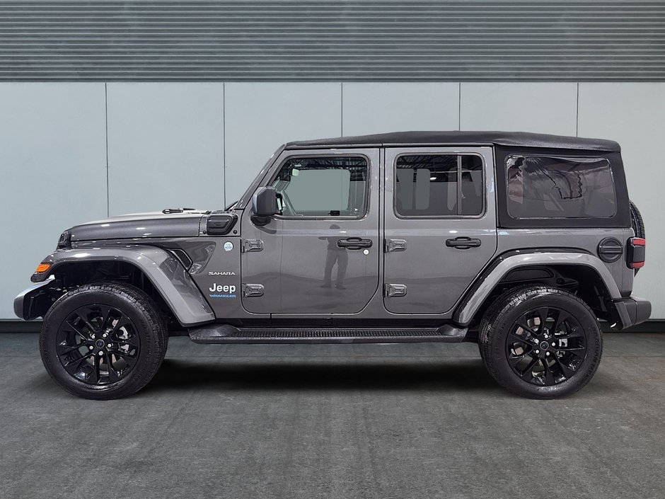 Jeep Wrangler 4xe Sahara 2024-4