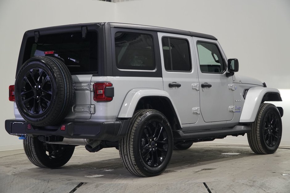 Jeep Wrangler 4XE SAHARA 2024-3