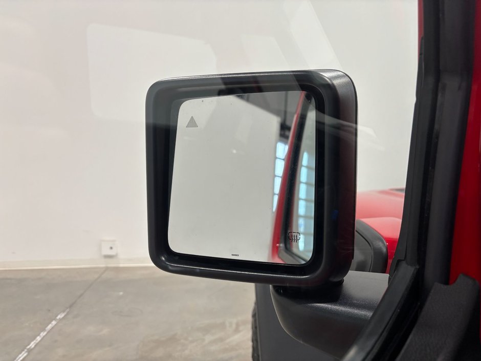 2024 Jeep Wrangler 4XE RUBICON-6