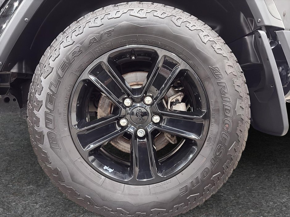 Jeep Wrangler Sahara Altitude 2023-6