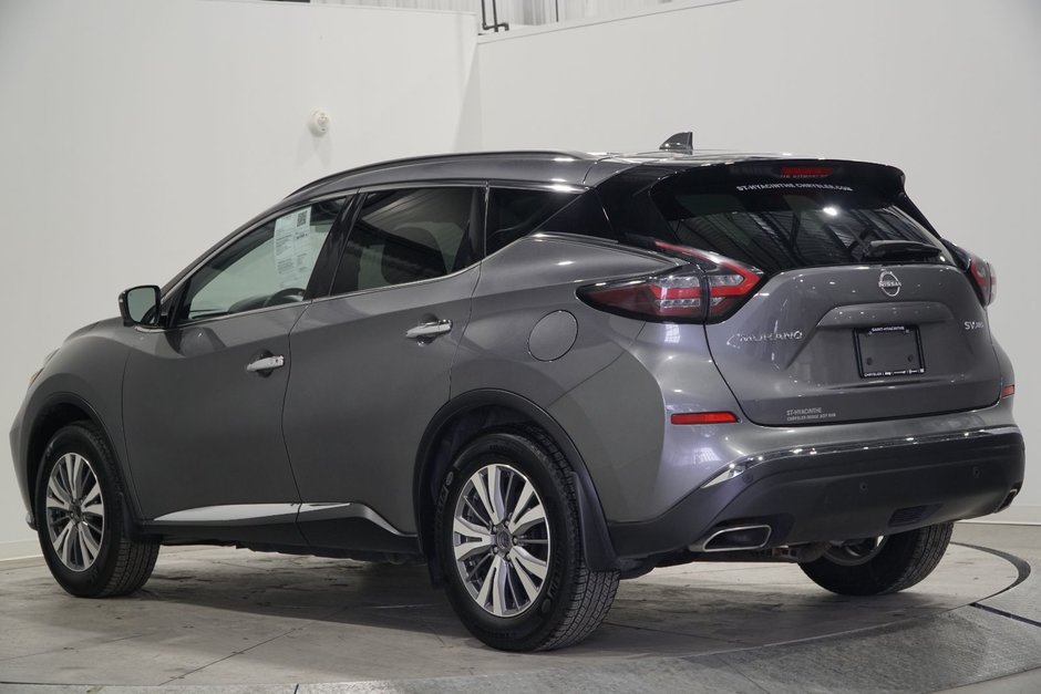 Nissan Murano SV AWD 2023-5