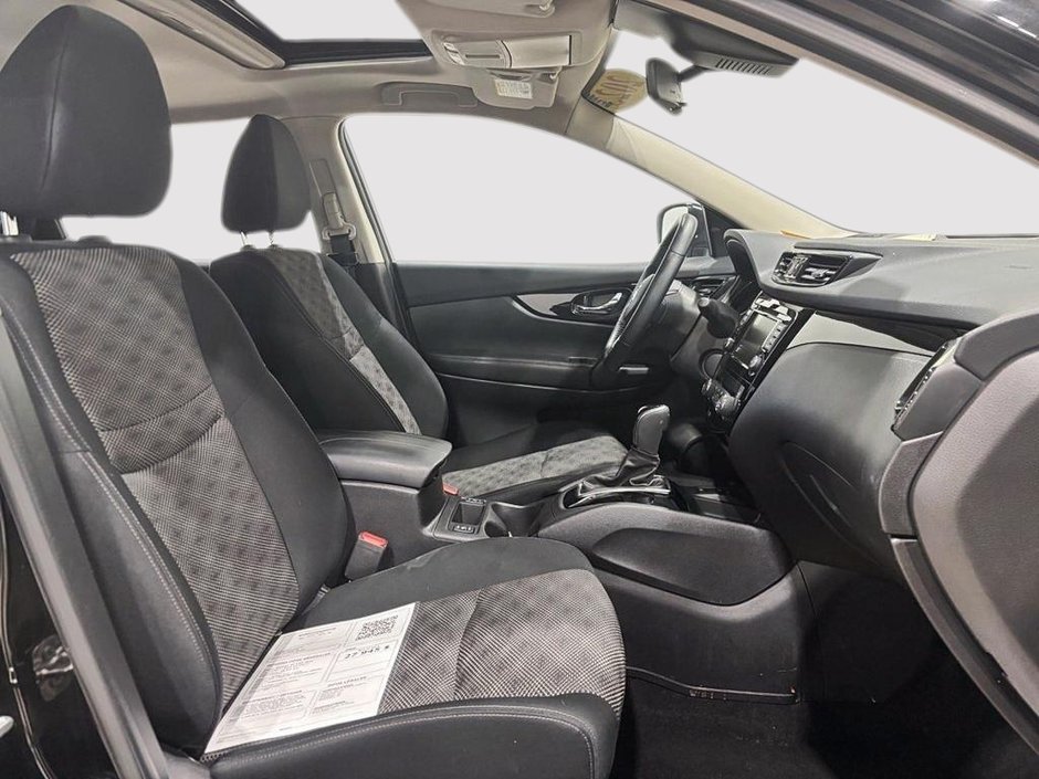 Nissan Qashqai SV AWD TOIT-OUVRANT 2023-8