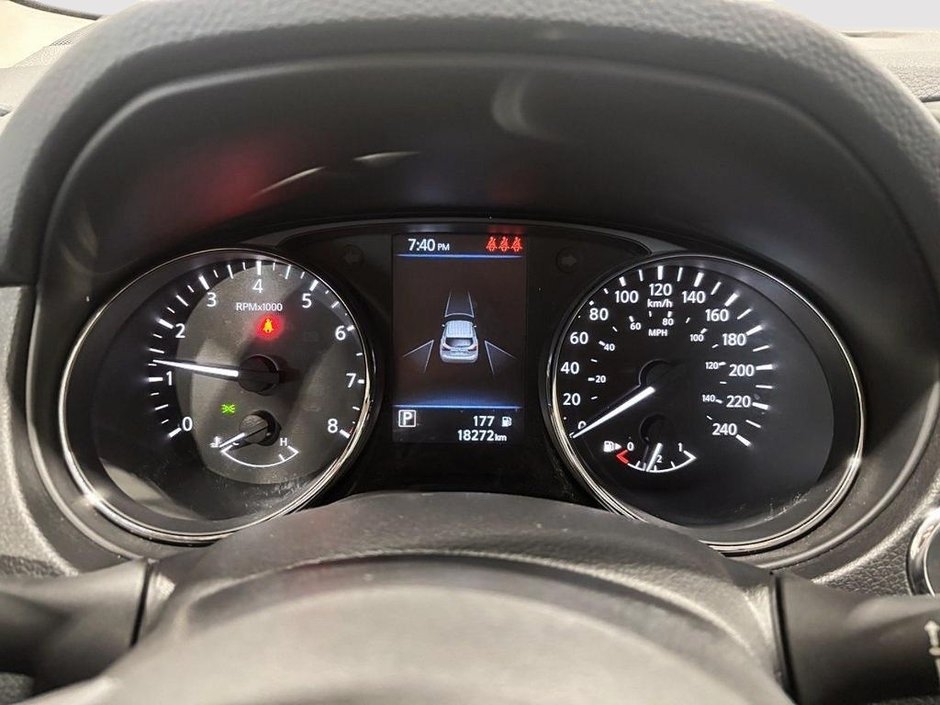 Nissan Qashqai SV AWD TOIT-OUVRANT 2023-17