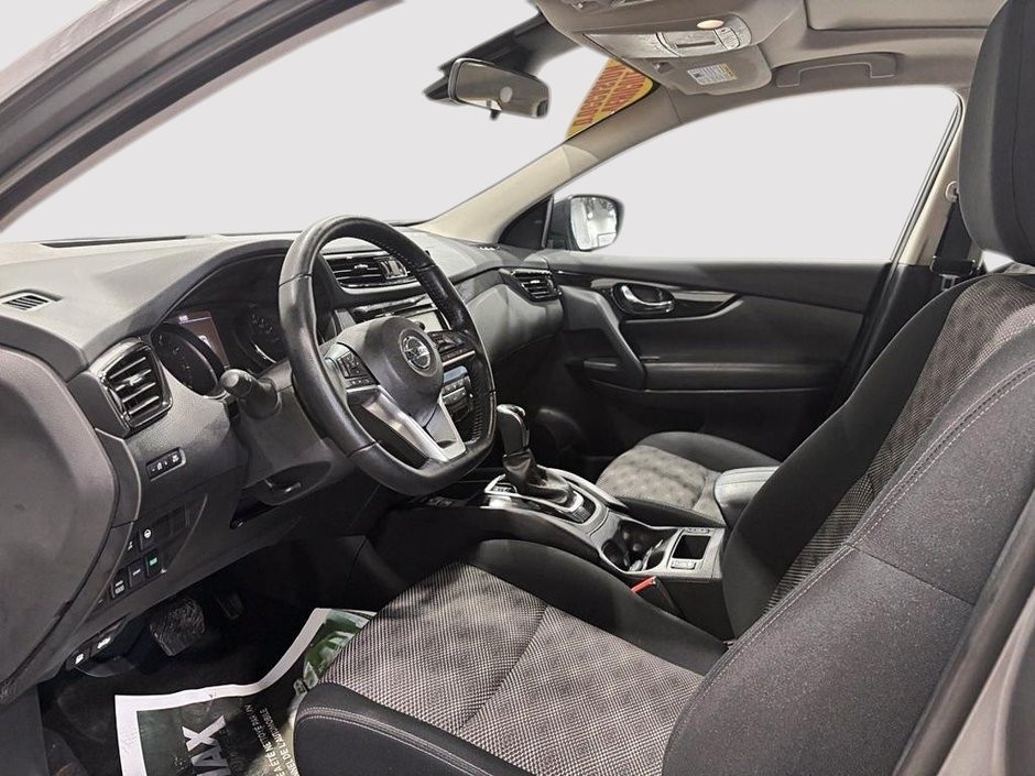 Nissan Qashqai SV AWD TOIT-OUVRANT 2023-13