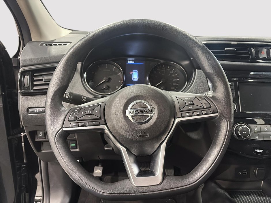 2023 Nissan Qashqai S-10