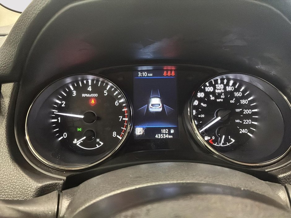 Nissan Qashqai SV AWD 2023-11