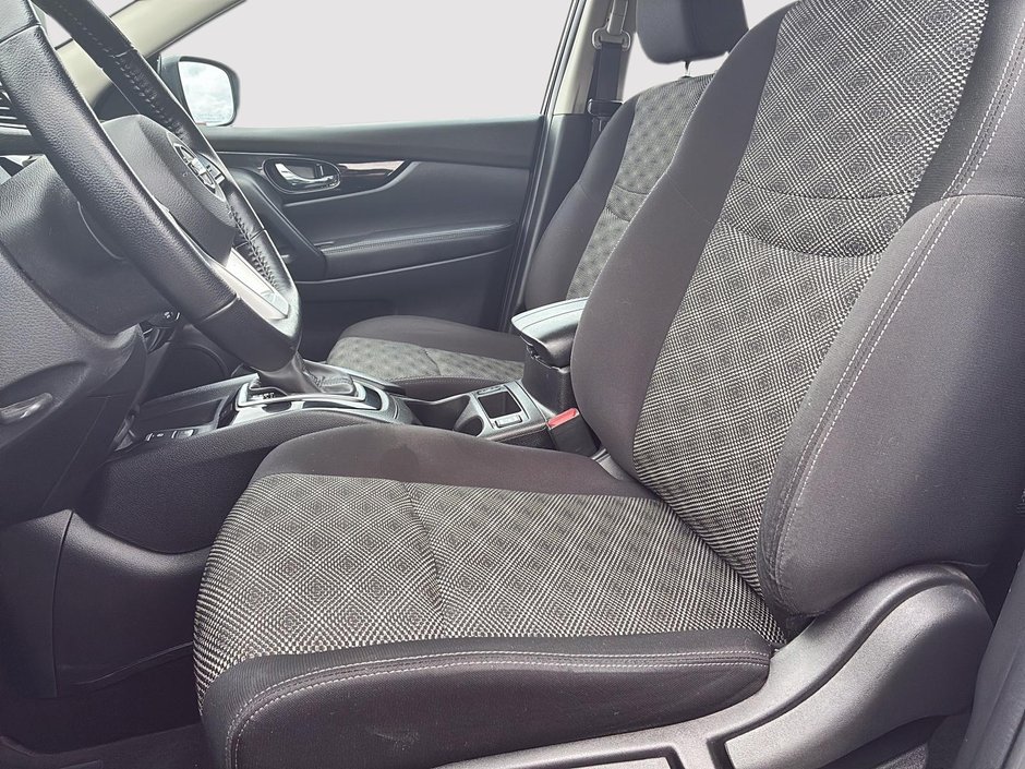 Nissan Qashqai SV AWD 2023-7