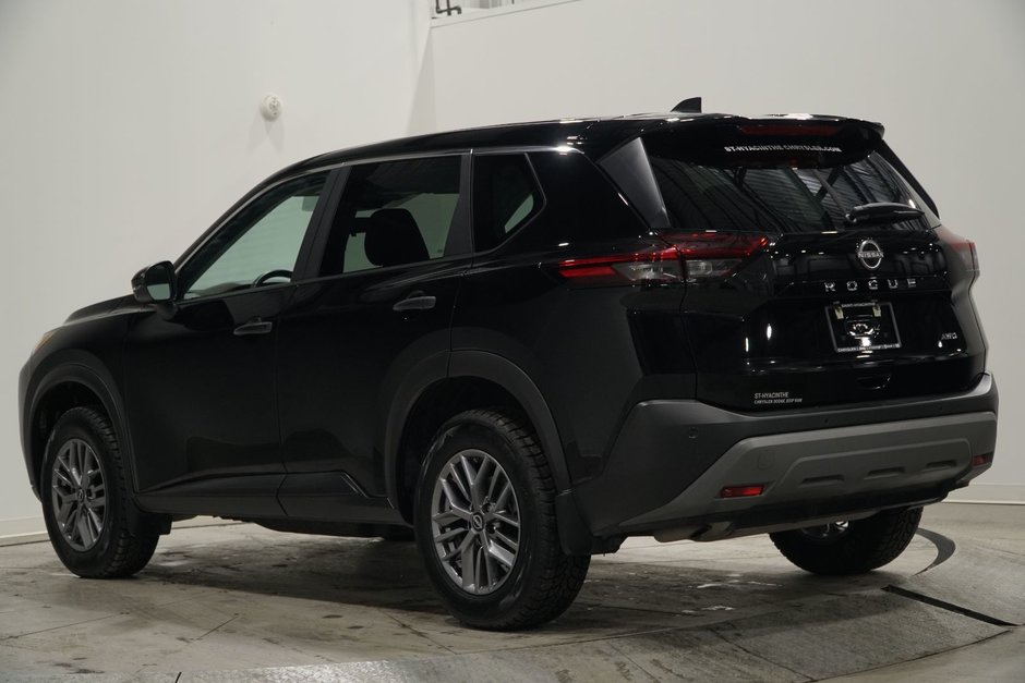 Nissan Rogue S AWD 2023-5