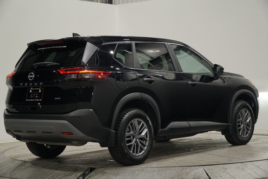 Nissan Rogue S AWD 2023-3