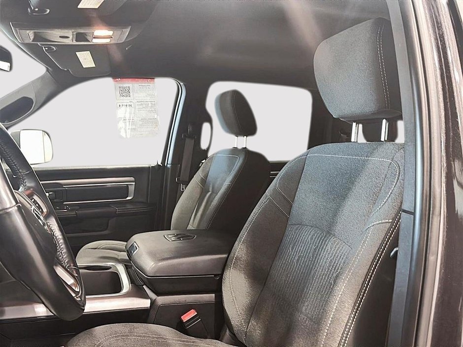 Ram 1500 Classic Warlock Crewcab V6 4x4 2021-6