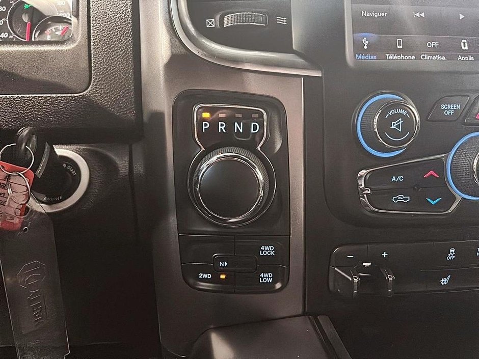 Ram 1500 Classic Warlock Crewcab V6 4x4 2021-12