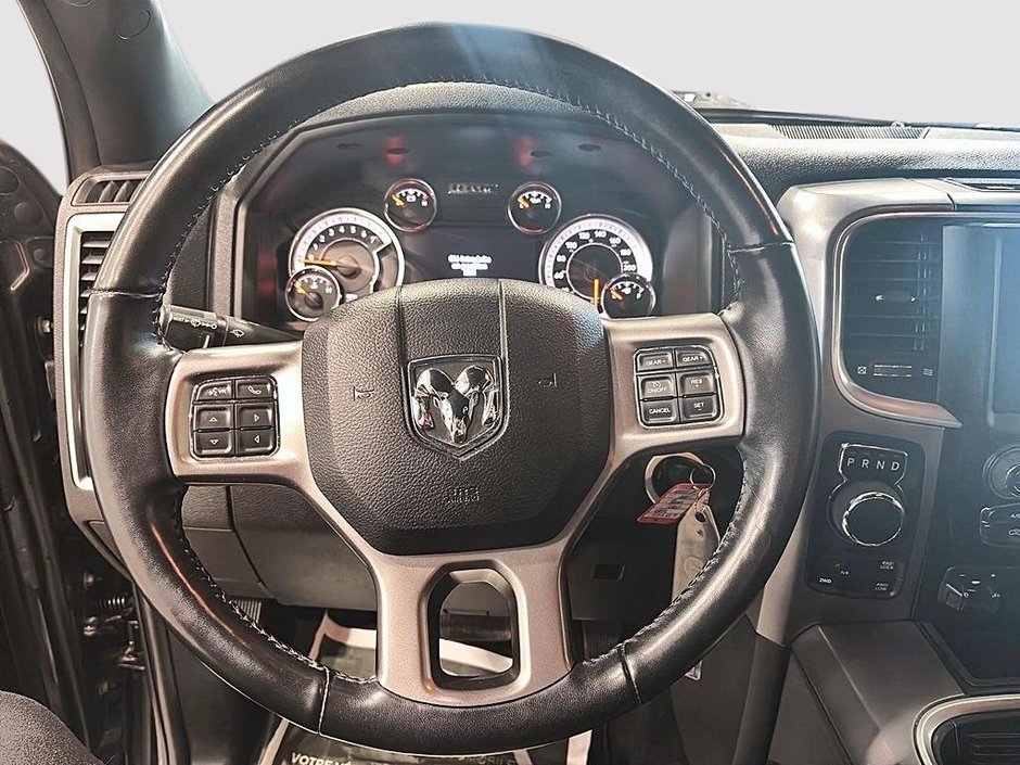 Ram 1500 Classic Warlock Crewcab V6 4x4 2021-9