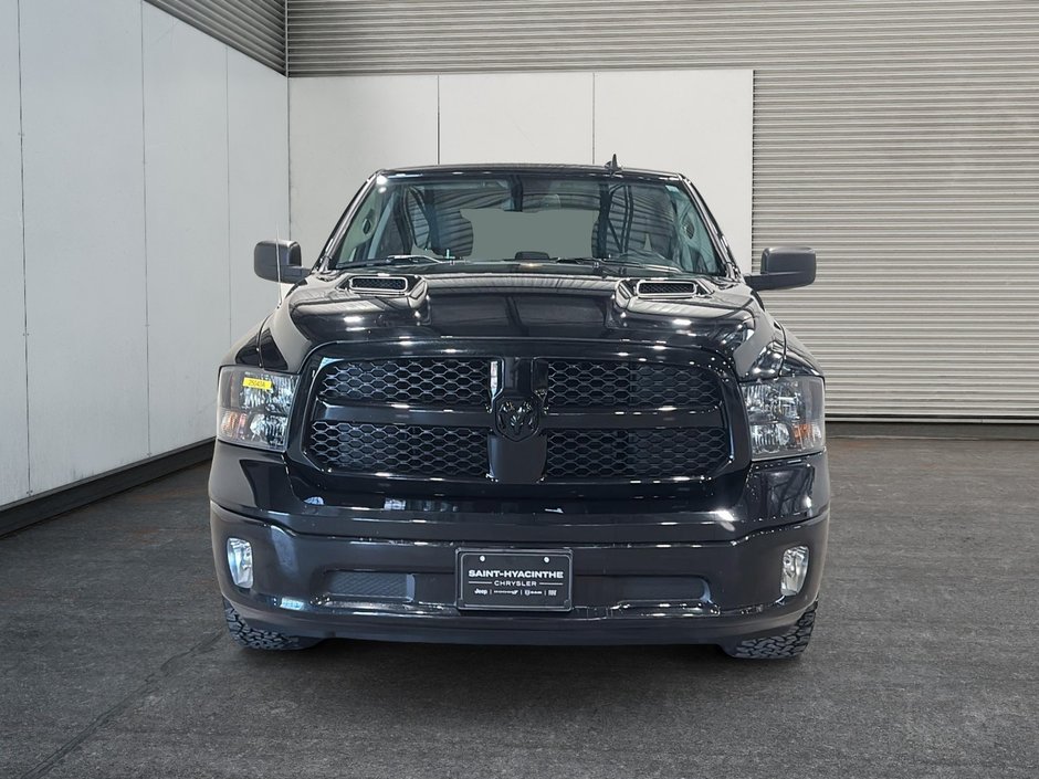 2022 Ram 1500 Classic SLT-1