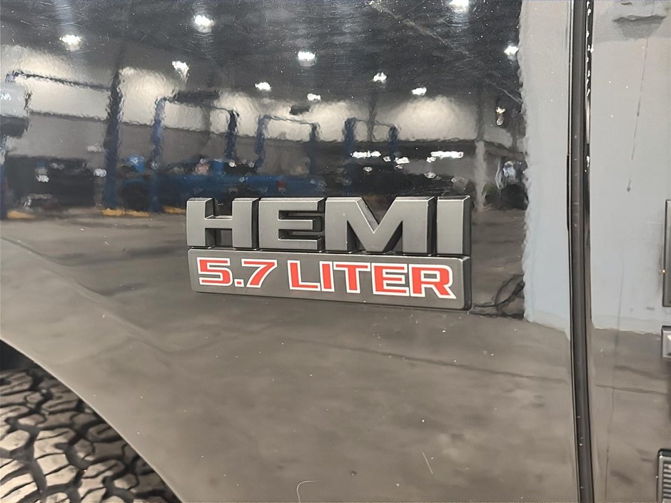 2022 Ram 1500 Classic SLT-4