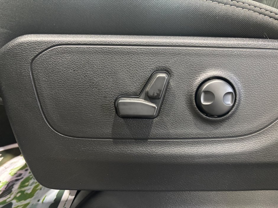 2023 Ram 1500 BIG HORN-15