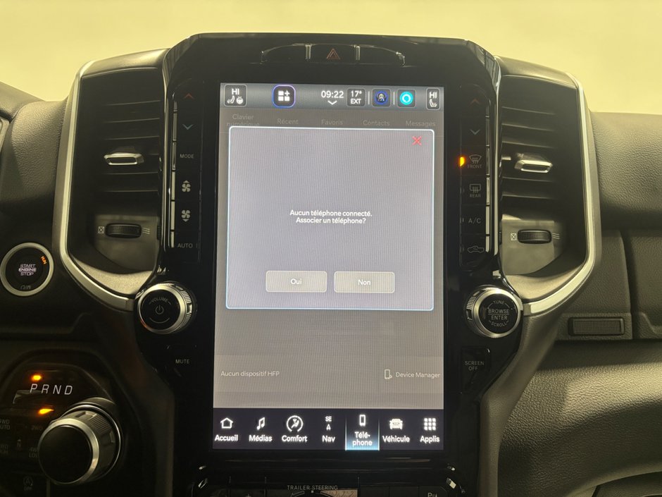 2023 Ram 1500 BIG HORN-21