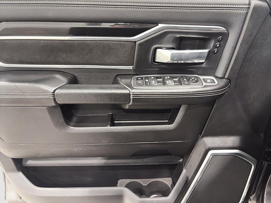 2022 Ram 2500 Laramie-9