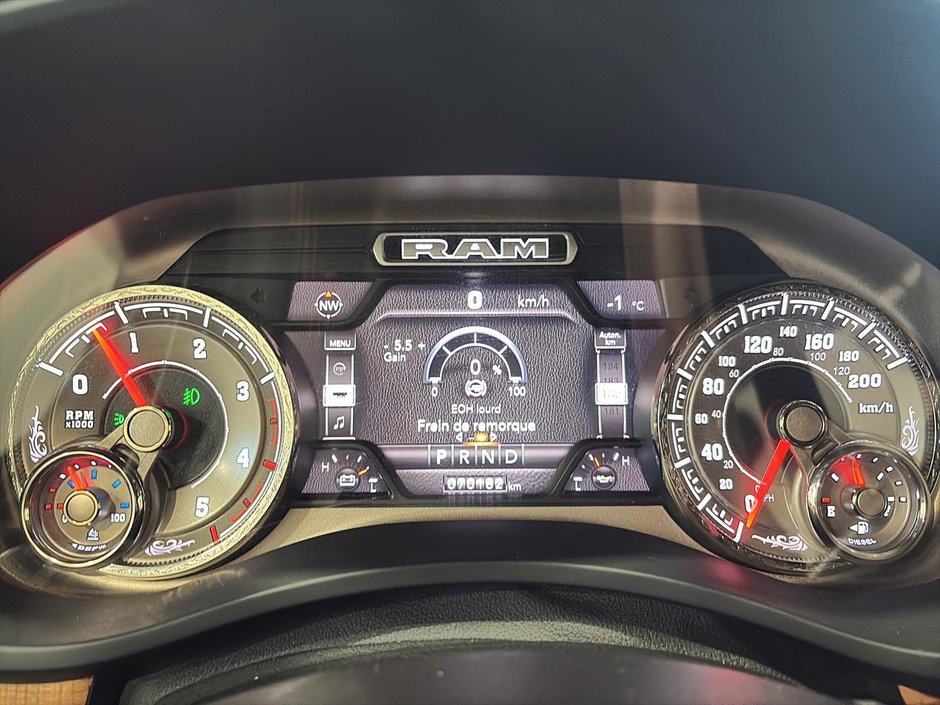 2020 Ram 3500 Laramie Longhorn-11