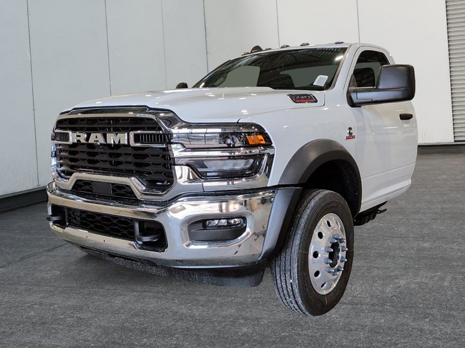 2026 Ram 5500 TRADESMAN in Saint-Hyacinthe, Quebec