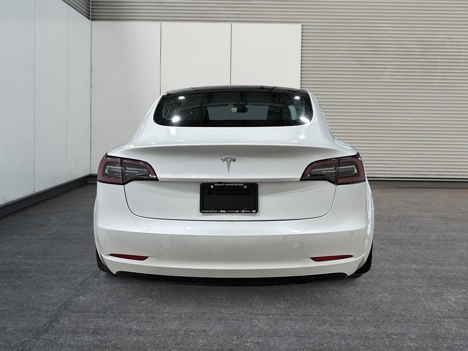 Tesla MODEL 3 Standard Range Plus 2021-2