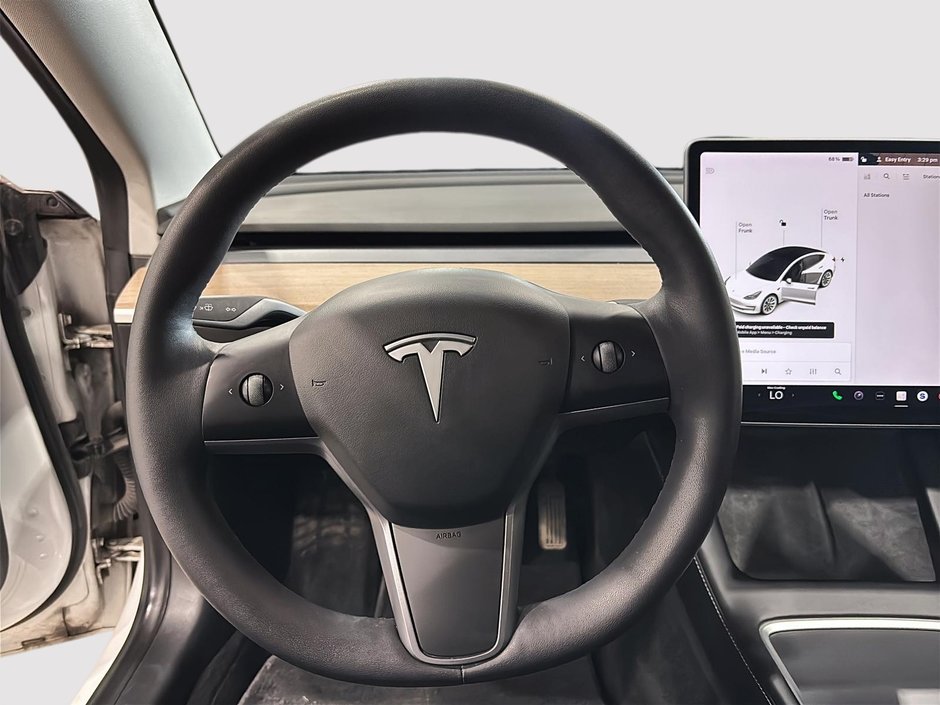 Tesla MODEL 3 Standard Range Plus 2021-9