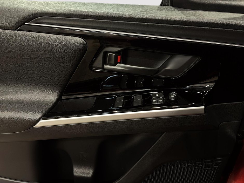 Toyota BZ4X XLE AWD TOIT-PANORAMIQUE 2024-9