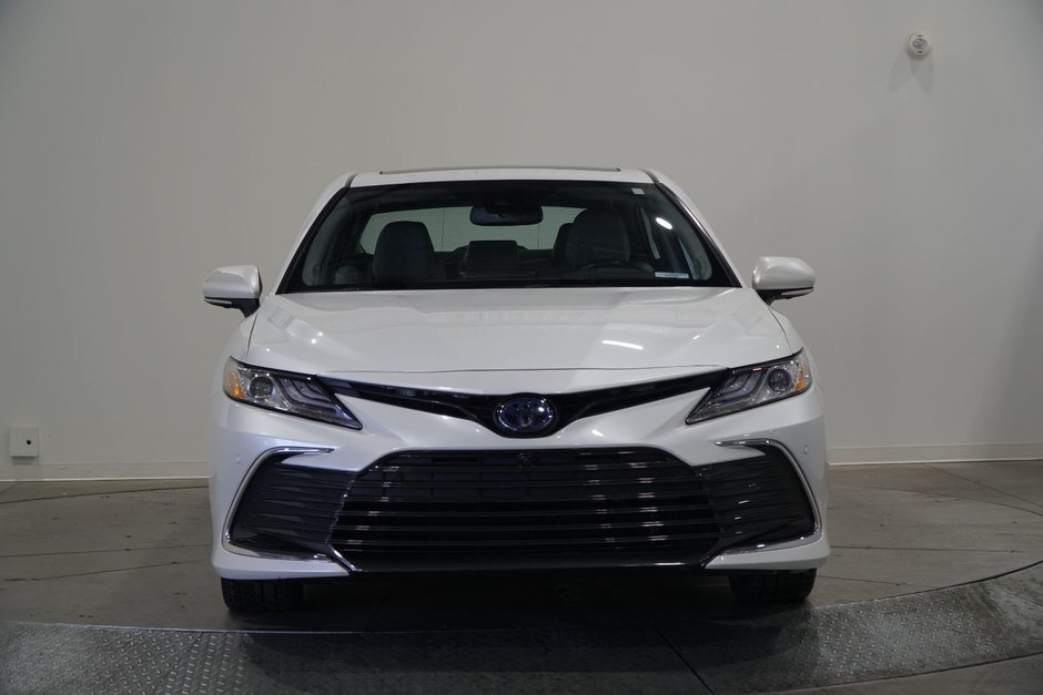 2022 Toyota Camry Hybrid CAMRY XLE HYBRID-1