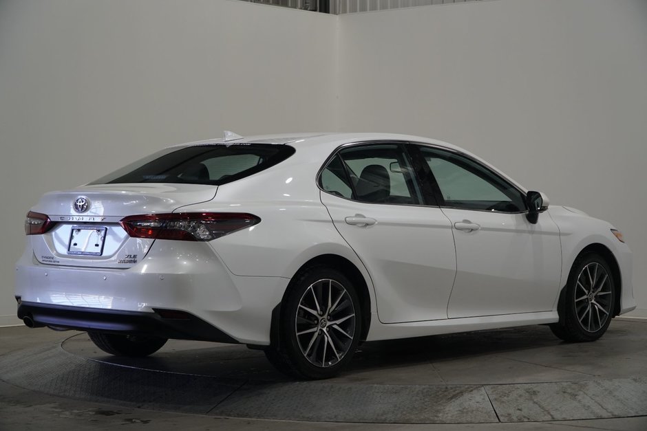 2022 Toyota Camry Hybrid CAMRY XLE HYBRID-3