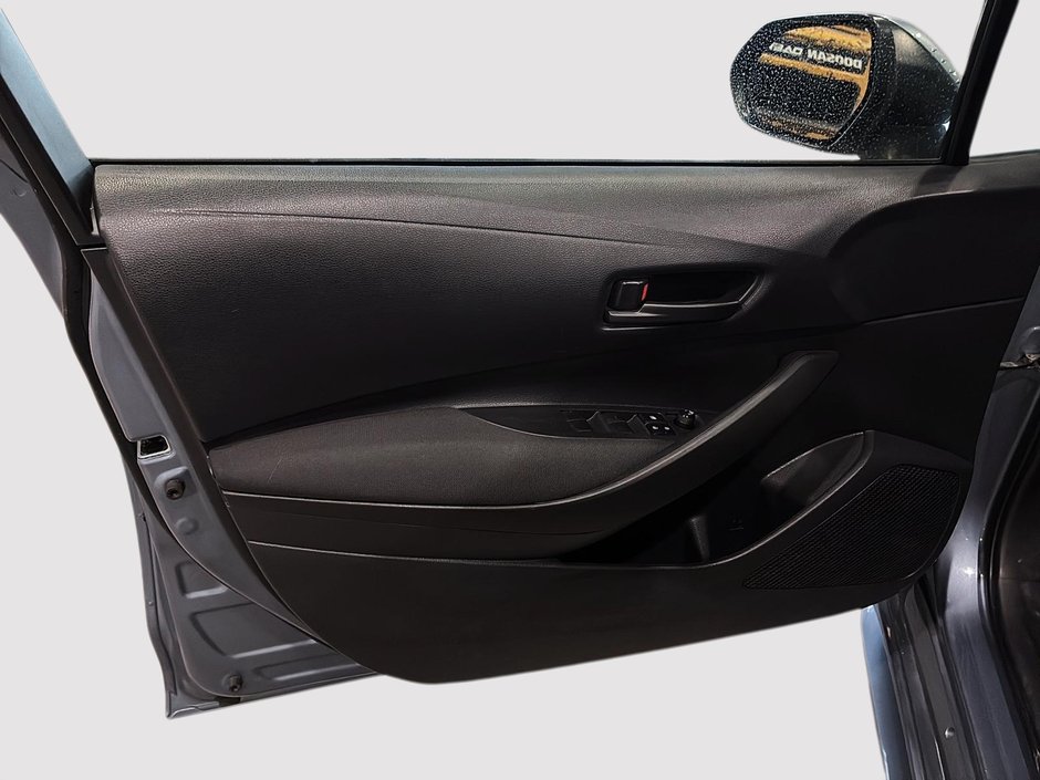 2024 Toyota Corolla LE HYBRID AWD-9