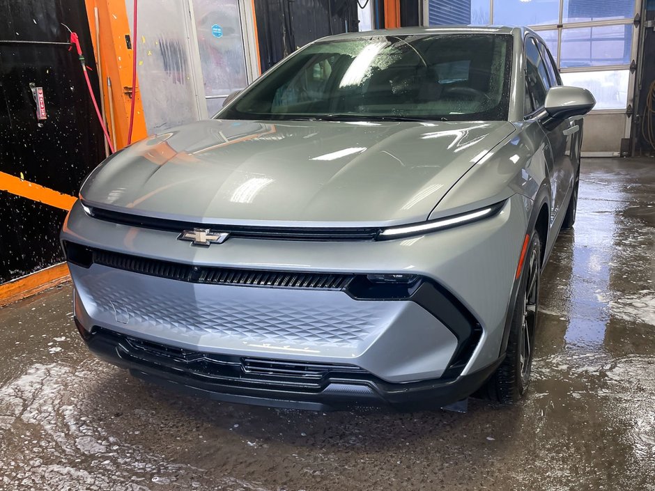 Chevrolet Equinox EV  2025 à St-Jérôme, Québec - w940px