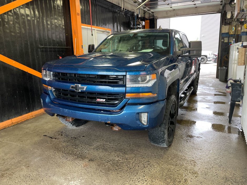 2018 Chevrolet Silverado 1500 in St-Jérôme, Quebec - w940px