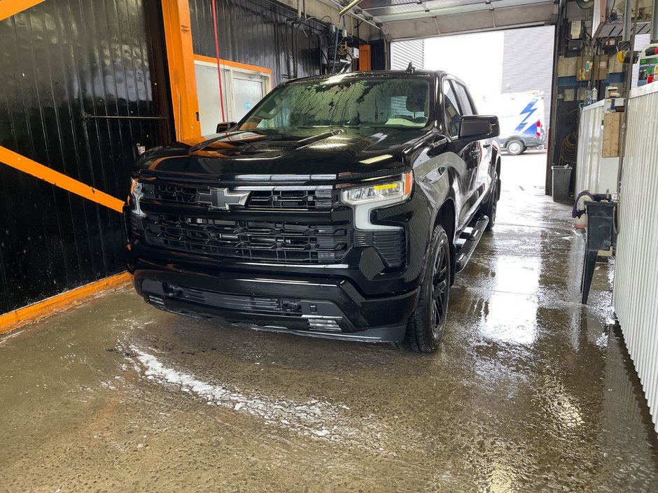 2024 Chevrolet Silverado 1500 in St-Jérôme, Quebec - w940px
