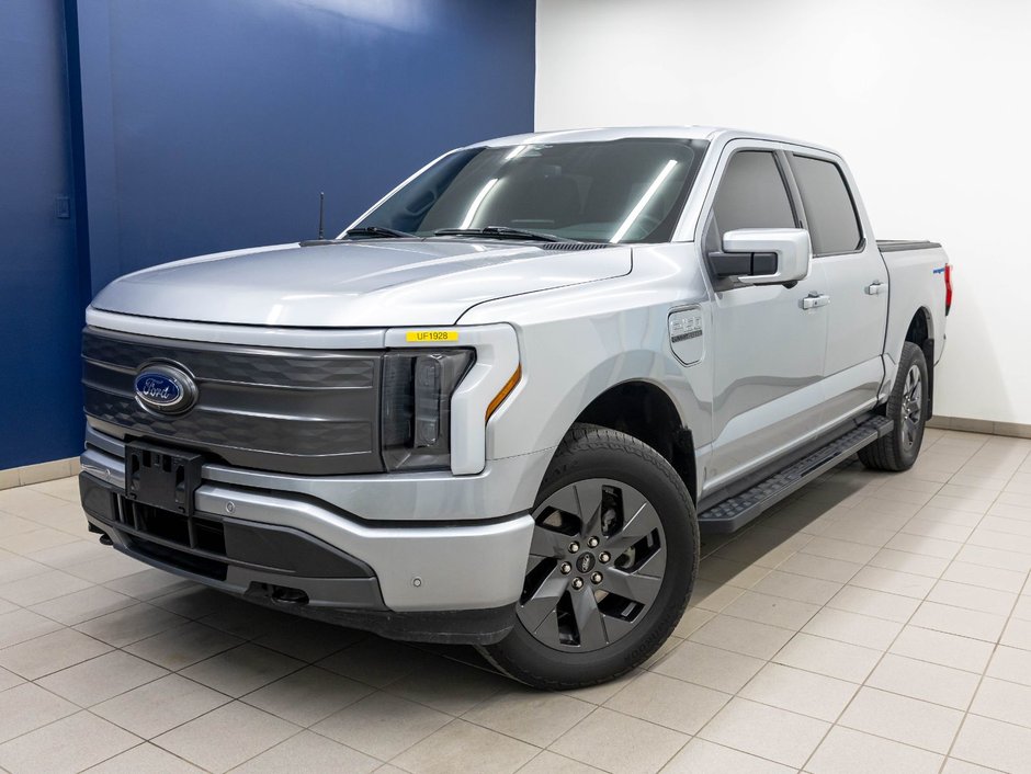 2023 Ford F-150 Lightning in St-Jérôme, Quebec - w940px